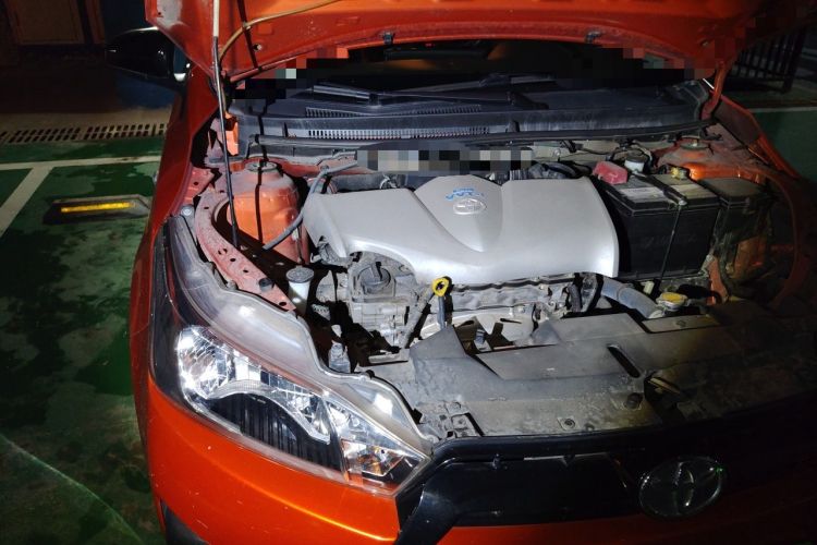 Used Toyota YARiS L Zhi Xuan 2015 1.5G Automatic Orange Limited Edition Engine Bay Right