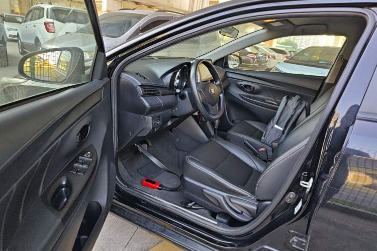 Used Toyota YARiS L Zhi Xuan 2016 Revised 1.5E CVT Charming Edition Driver Seat