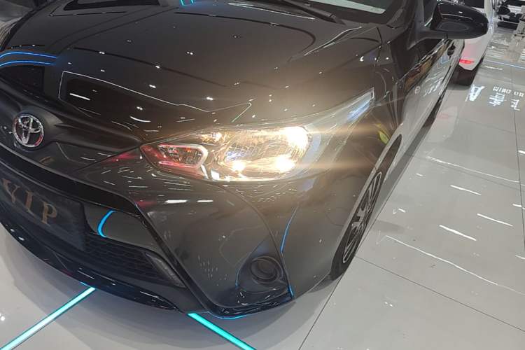 Used Toyota YARiS L Zhi Xuan 2016 Revised 1.5E CVT Charming Edition Left Front Headlight