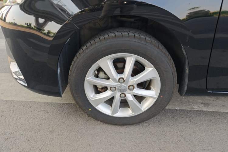 Used Toyota YARiS L Zhi Xuan 2016 Revised 1.5E CVT Charming Edition Left Front Wheel Hub