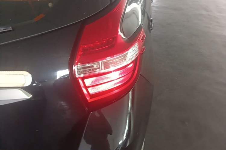 Used Toyota YARiS L Zhi Xuan 2016 Revised 1.5E CVT Charming Edition Right Rear Taillight