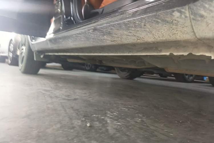 Used Toyota YARiS L Zhi Xuan 2016 Revised 1.5E CVT Charming Edition Right Side Sill