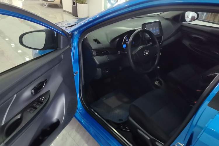 Used Toyota YARiS L Zhi Xuan 2016 Revised 1.5E CVT Charming Edition Driver Seat