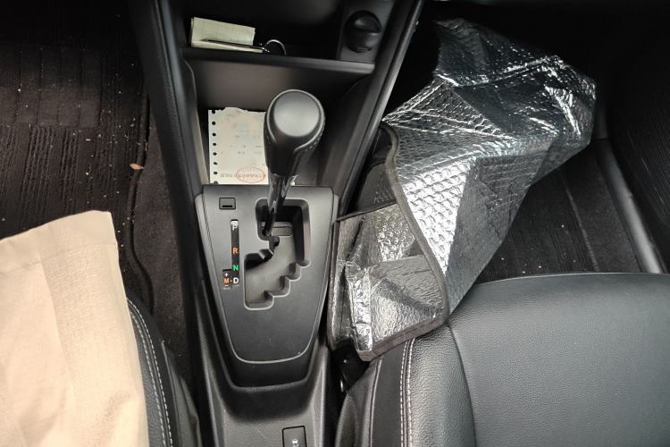 Used Toyota YARiS L Zhi Xuan 2016 Revised 1.5E CVT Charming Edition Gear Lever
