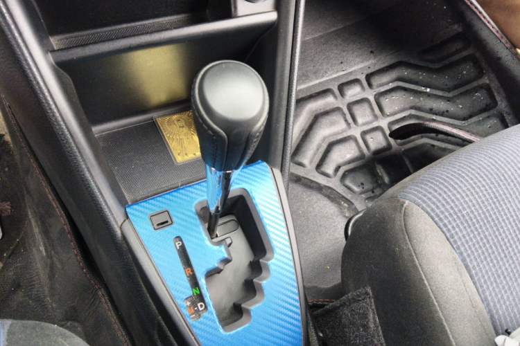 Used Toyota YARiS L Zhi Xuan 2016 Revised 1.5E CVT Charming Edition Gear Lever