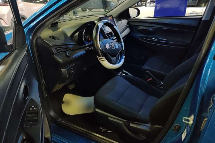 Used Toyota YARiS L Zhi Xuan 2016 Revised 1.5E CVT Charming Edition Interior 4