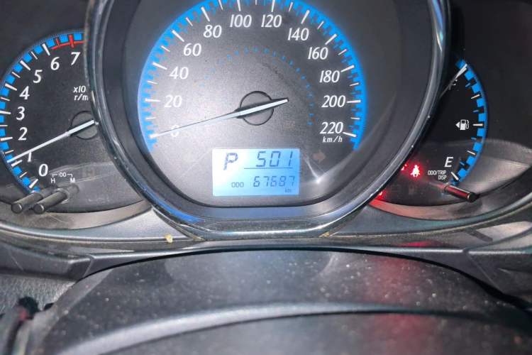 Used Toyota YARiS L Zhi Xuan 2016 Revised 1.5E CVT Charming Edition Odometer Close Up