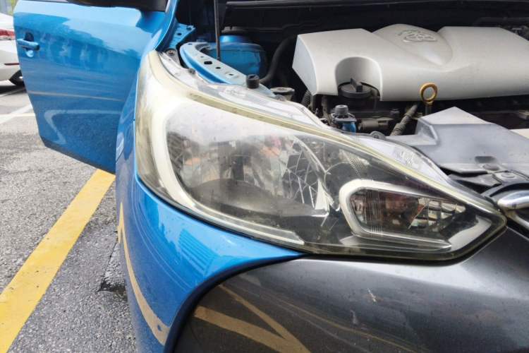 Used Toyota YARiS L Zhi Xuan 2016 Revised 1.5E CVT Charming Edition Right Front Headlight