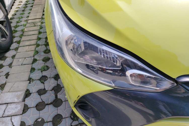 Used Toyota YARiS L Zhi Xuan 2016 Revised 1.5E CVT Charming Edition Right Front Headlight