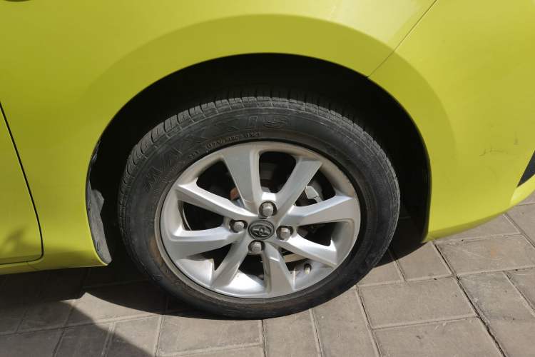 Used Toyota YARiS L Zhi Xuan 2016 Revised 1.5E CVT Charming Edition Right Front Wheel Hub