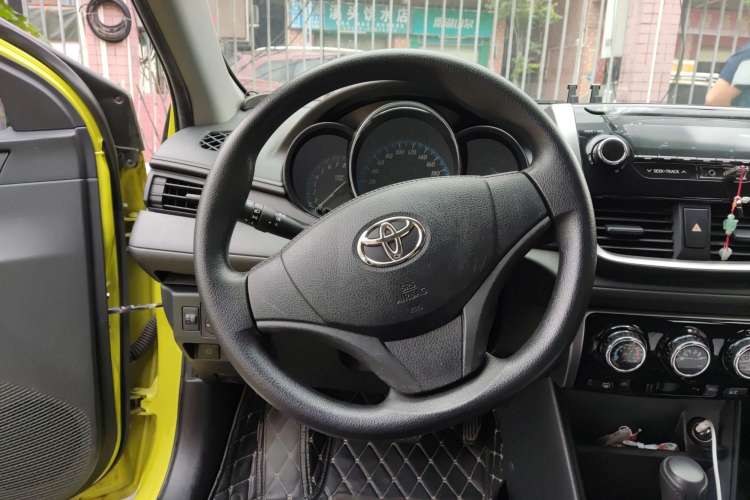 Used Toyota YARiS L Zhi Xuan 2016 Revised 1.5E CVT Charming Edition Steering Wheel