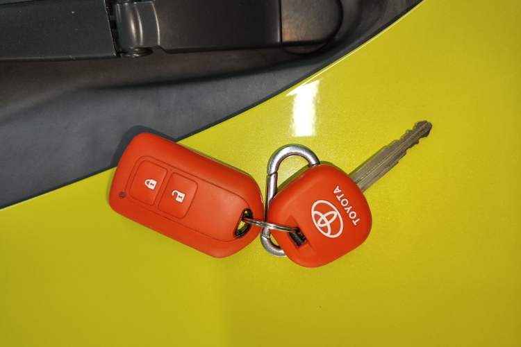Used Toyota YARiS L Zhi Xuan 2016 Revised 1.5E CVT Charming Edition Vehicle Key