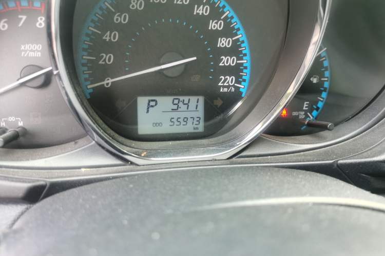 Used Toyota YARiS L Zhi Xuan 2016 Revised 1.5E CVT Charming Edition Odometer Close Up