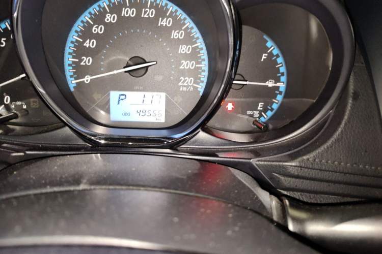 Used Toyota YARiS L Zhi Xuan 2016 Revised 1.5E CVT Charming Edition Odometer Close Up