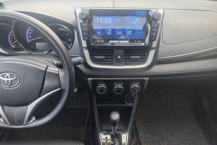 Used Toyota YARiS L Zhi Xuan 2016 Revised Version 1.5G CVT with Dynamic Sunroof Audio And AC Panel