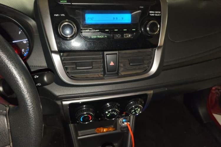 Used Toyota YARiS L Zhi Xuan 2016 Revised 1.5E CVT Charming Edition Audio And AC Panel