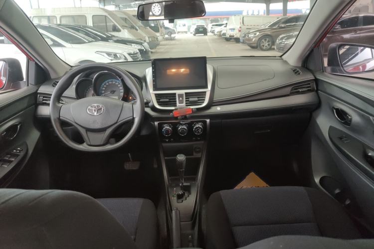 Used Toyota YARiS L Zhi Xuan 2016 Revised 1.5E CVT Charming Edition Center Console