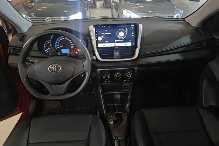 Used Toyota YARiS L Zhi Xuan 2016 Revised 1.5E CVT Charming Edition Center Console