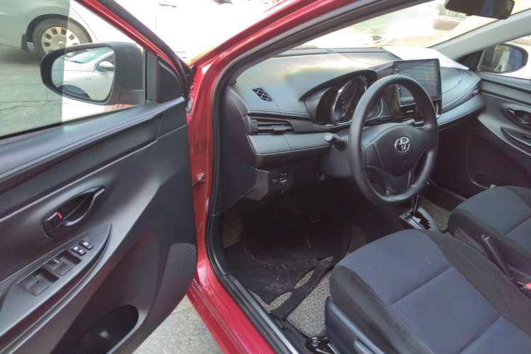 Used Toyota YARiS L Zhi Xuan 2016 Revised 1.5E CVT Charming Edition Driver Seat