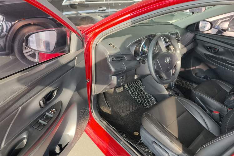 Used Toyota YARiS L Zhi Xuan 2016 Revised 1.5E CVT Charming Edition Driver Seat