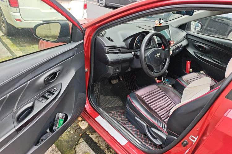 Used Toyota YARiS L Zhi Xuan 2016 Revised 1.5E CVT Charming Edition Driver Seat