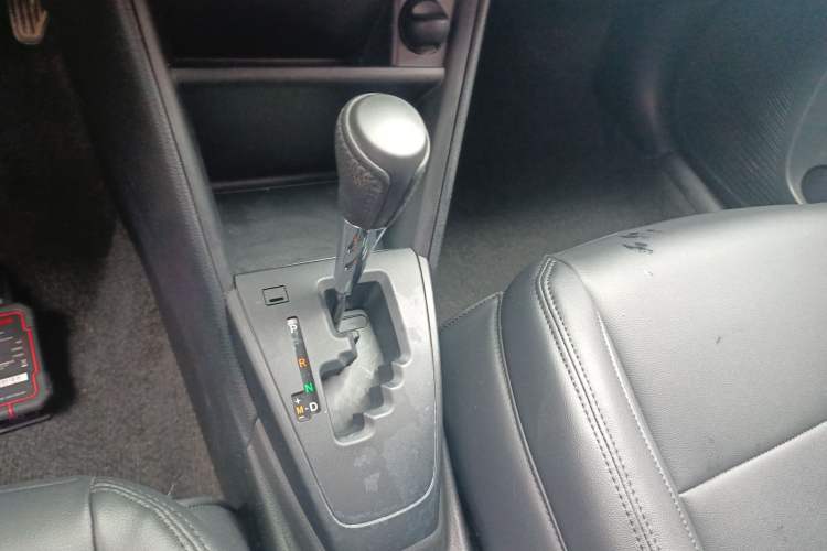 Used Toyota YARiS L Zhi Xuan 2016 Revised 1.5E CVT Charming Edition Gear Lever