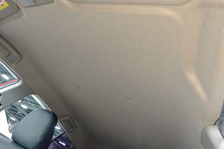 Used Toyota YARiS L Zhi Xuan 2016 Revised 1.5E CVT Charming Edition Headliner