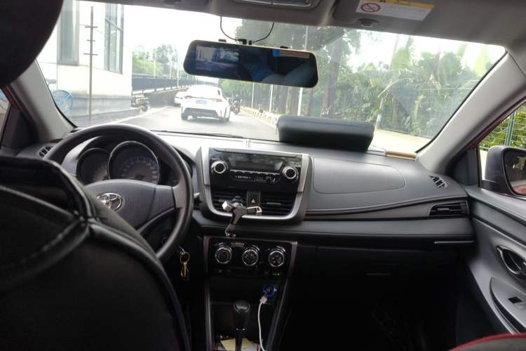Used Toyota YARiS L Zhi Xuan 2016 Revised 1.5E CVT Charming Edition Headliner