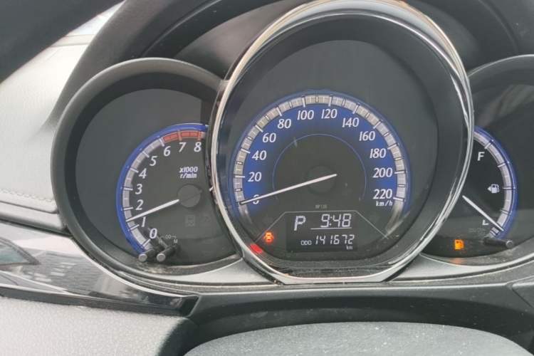 Used Toyota YARiS L Zhi Xuan 2016 Revised Version 1.5G CVT with Dynamic Sunroof Instrument Cluster