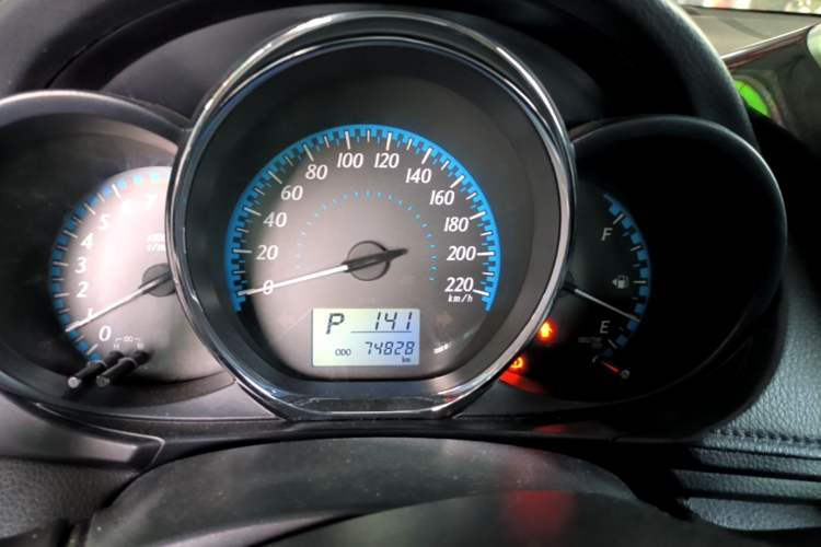 Used Toyota YARiS L Zhi Xuan 2016 Revised 1.5E CVT Charming Edition Instrument Cluster