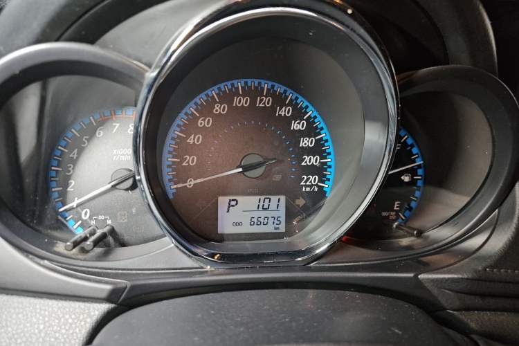 Used Toyota YARiS L Zhi Xuan 2016 Revised 1.5E CVT Charming Edition Instrument Cluster