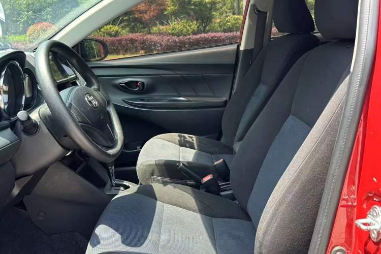 Used Toyota YARiS L Zhi Xuan 2016 Revised 1.5E CVT Charming Edition Interior 1
