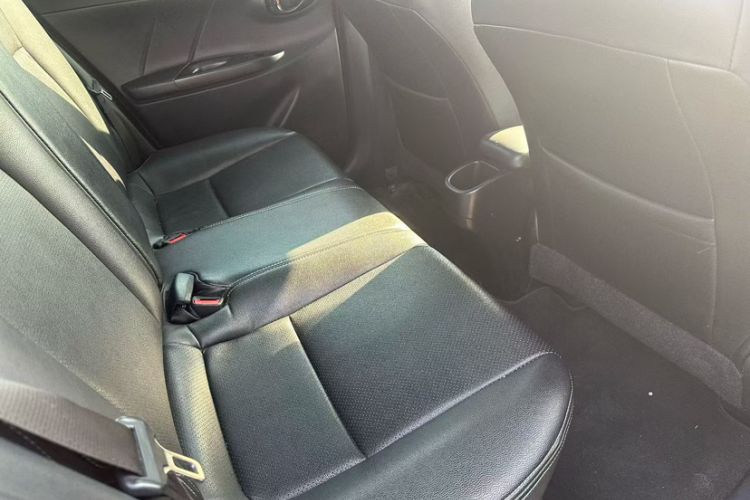 Used Toyota YARiS L Zhi Xuan 2016 Revised 1.5E CVT Charming Edition Interior 3