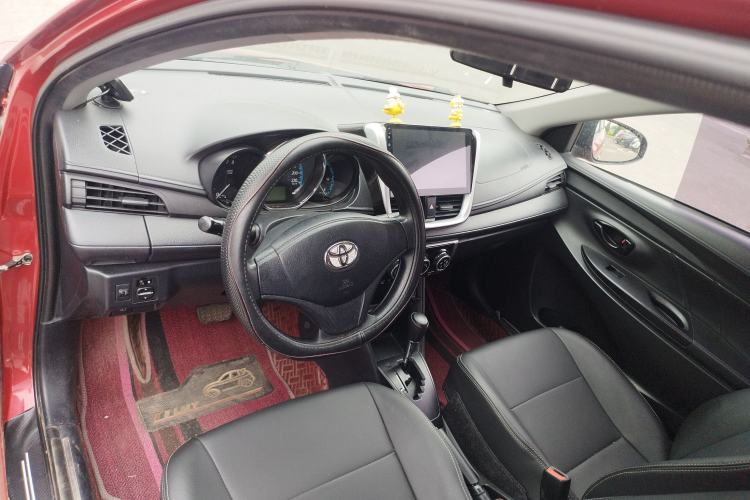 Used Toyota YARiS L Zhi Xuan 2016 Revised 1.5G CVT Xuan Dong Edition Interior 3
