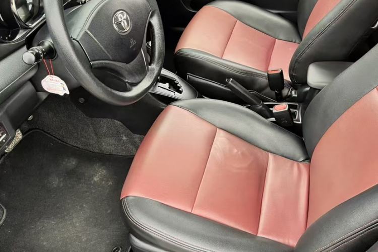 Used Toyota YARiS L Zhi Xuan 2016 Revised 1.5E CVT Charming Edition Interior 4