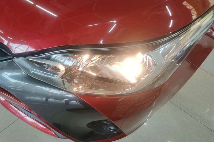 Used Toyota YARiS L Zhi Xuan 2016 Revised 1.5E CVT Charming Edition Left Front Headlight