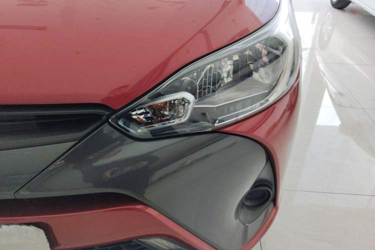 Used Toyota YARiS L Zhi Xuan 2016 Revised 1.5E CVT Charming Edition Left Front Headlight