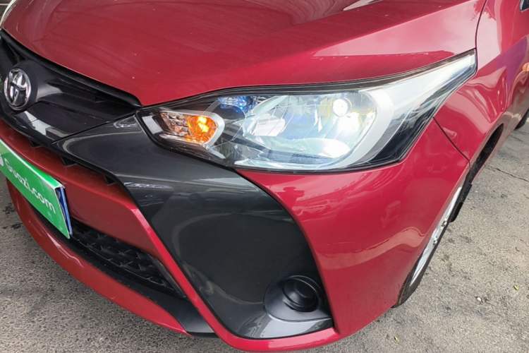 Used Toyota YARiS L Zhi Xuan 2016 Revised 1.5E CVT Charming Edition Left Front Headlight