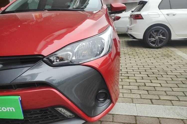 Used Toyota YARiS L Zhi Xuan 2016 Revised 1.5E CVT Charming Edition Left Front Headlight