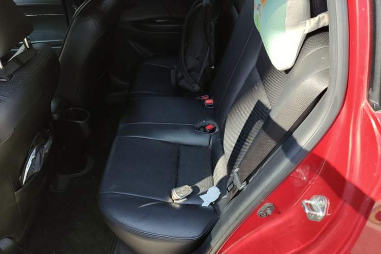 Used Toyota YARiS L Zhi Xuan 2016 Revised 1.5E CVT Charming Edition Left Rear Seat