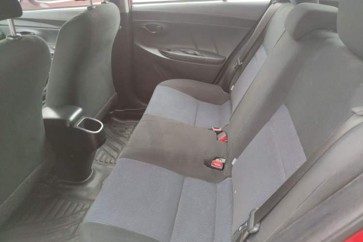 Used Toyota YARiS L Zhi Xuan 2016 Revised 1.5E CVT Charming Edition Left Rear Seat