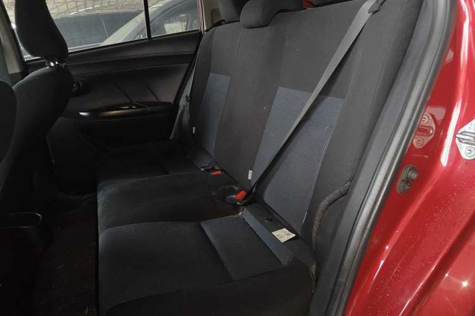 Used Toyota YARiS L Zhi Xuan 2016 Revised 1.5E CVT Charming Edition Left Rear Seat