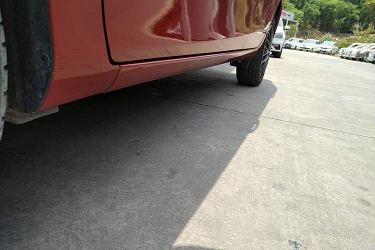 Used Toyota YARiS L Zhi Xuan 2016 Revised 1.5E CVT Charming Edition Left Side Sill