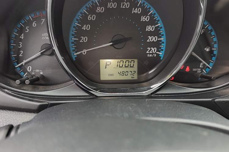 Used Toyota YARiS L Zhi Xuan 2016 Revised 1.5E CVT Charming Edition Odometer Close Up