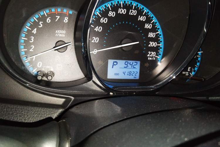 Used Toyota YARiS L Zhi Xuan 2016 Revised 1.5E CVT Charming Edition Odometer Close Up