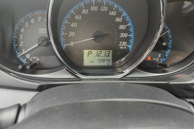 Used Toyota YARiS L Zhi Xuan 2016 Revised 1.5E CVT Charming Edition Odometer Close Up