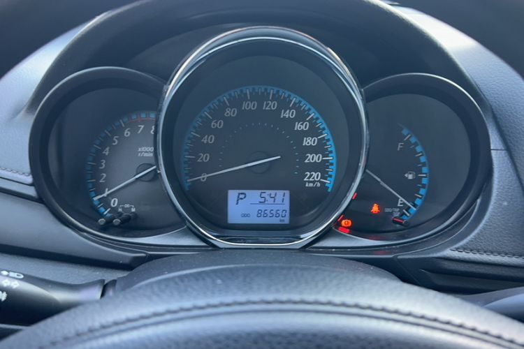 Used Toyota YARiS L Zhi Xuan 2016 Revised 1.5E CVT Charming Edition Odometer Close Up