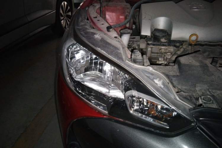 Used Toyota YARiS L Zhi Xuan 2016 Revised 1.5E CVT Charming Edition Right Front Headlight