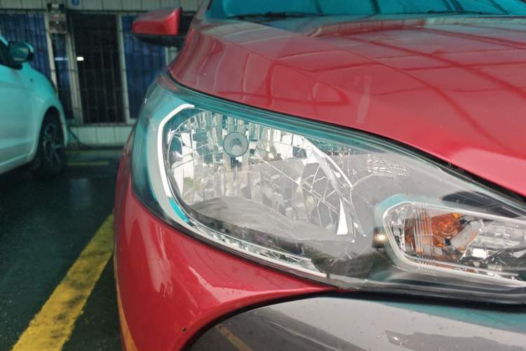 Used Toyota YARiS L Zhi Xuan 2016 Revised 1.5E CVT Charming Edition Right Front Headlight