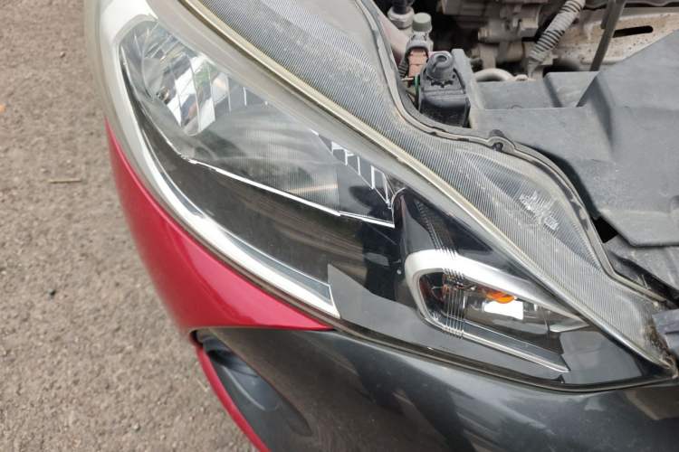 Used Toyota YARiS L Zhi Xuan 2016 Revised 1.5E CVT Charming Edition Right Front Headlight